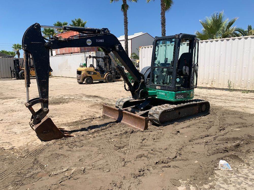 2015 JOHN DEERE 50G MINI HYDRAULIC EXCAVATOR For Sale Colton, CA