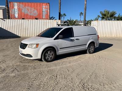 2012 DODGE CARAVAN VAN