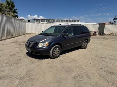 2007 CHRYSLER TOWN & COUNTRY TOURING VAN