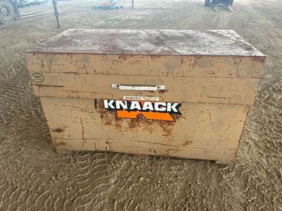 KNAACK STORAGEMASTER 69 JOB BOX, 35"x60"x30" --(LOCATED IN MADERA, CA)--