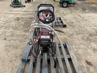 2022 TITAN TOOL 440 HI-RIDER PAINT SPRAYER --(LOCATED IN MADERA, CA)--