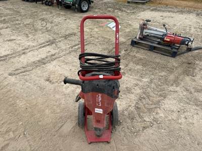 2022 HILTI TE2000AVR 35# DEMO HAMMER W/STAND --(LOCATED IN MADERA, CA)--