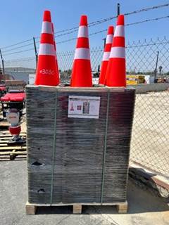 APPROX. (250) 2026 STARVOX TC-250P 28" TRAFFIC SAFETY CONES