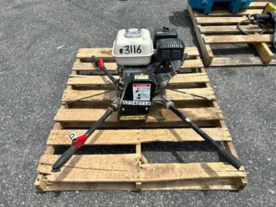2022 GROUNDHOG C71-5.5H 2-MAN AUGER