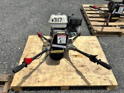 2021 GROUNDHOG C71-5.5H 2-MAN AUGER