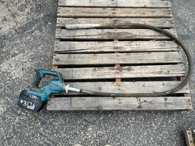 MAKITA GRV02 CORDLESS CONCRETE VIBRATING HAMMER