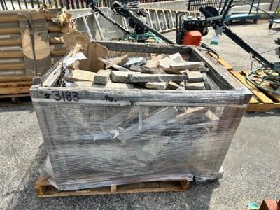 PALLET OF DECORATIVE STACK ROCK