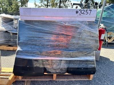 PALLET OF APPROX. (12) JBL SPEAKERS, SAMSUNG 32" TELEVISION