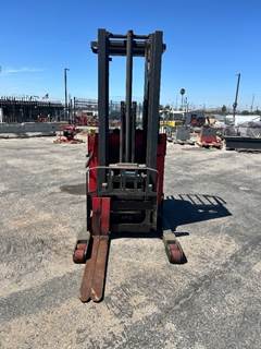 2009 RAYMOND EASIR35TT ORDER PICKER, electric --(LOCATED IN COLTON, CA)--
