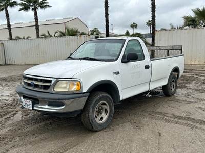 1997 FORD F150 PICKUP TRUCK