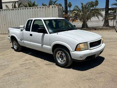 2000 GMC SONOMA CREW CAB PICKUP TRUCK