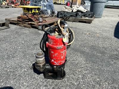 2022 MULTIQUIP ST2040TF 2" SUMBERSIBLE PUMP, electric --(LOCATED IN COLTON, CA)--