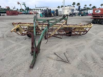 NEW HOLLAND 56 HAY RAKE ATTACHMENT, fits utility tractor. s/n:72181 --(LOCATED IN COLTON, CA)--