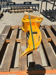 2026 TOFT 04ER RIPPER ATTACHMENT --(LOCATED IN COLTON, CA)--