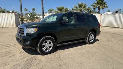 2010 TOYOTA SEQUOIA SUV