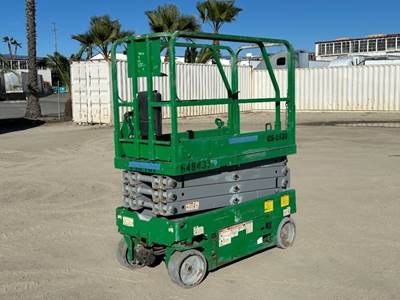 2014 GENIE GS1930 SCISSORLIFT --(DOES NOT RUN)-- --(LOCATED IN COLTON, CA)--