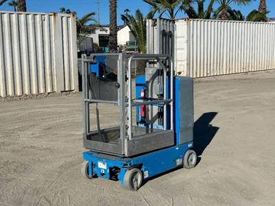 2014 GENIE GR20 PERSONNEL LIFT