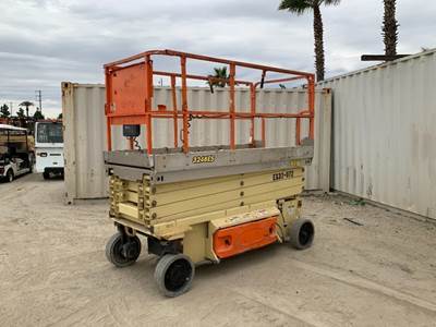 2013 JLG 3246 ES Scissor Lift