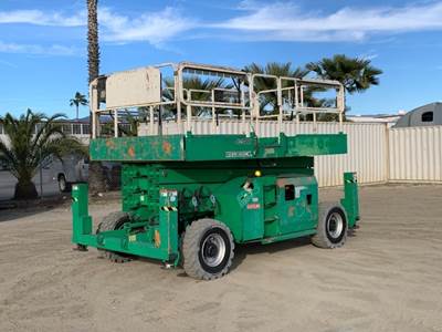 2015 JLG 4394 RT Scissor Lift