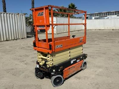 2017 JLG 1932R SCISSORLIFT