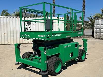 2018 SKYJACK SJ6832RT ROUGH TERRAIN SCISSORLIFT