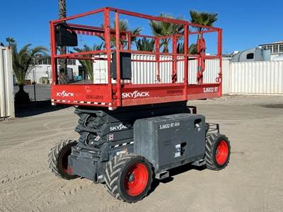 2021 SKYJACK SJ6832RT ROUGH TERRAIN SCISSORLIFT