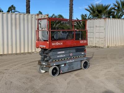 2014 Skyjack SJIII-3226 Scissor Lift