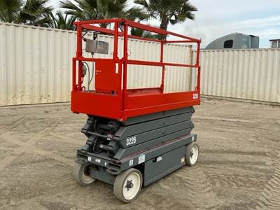2013 SKYJACK 3226 SCISSORLIFT