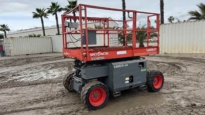 2016 SKYJACK SJ6826RT ROUGH TERRAIN SCISSORLIFT