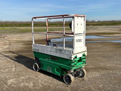 2015 JLG 1930ES SCISSORLIFT --(LOCATED IN MADERA, CA)--