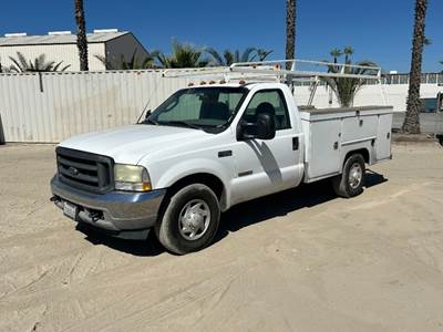 2003 FORD F350 VAN TRUCK