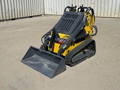2025 STARVOX SV-480 WALK-BEHIND CRAWLER SKIDSTEER LOADER