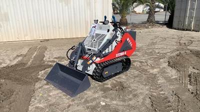 2025 BATTLER ST28H-6 WALK-BEHIND CRAWLER SKIDSTEER LOADER, gp bucket, aux hydraulics. s/n:ST28H-6500864