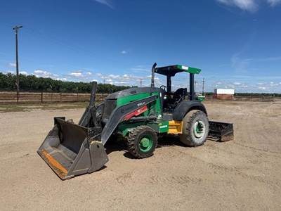 2018 JOHN DEERE 210LEP SKIPLOADER --(LOCATED IN MADERA, CA)--