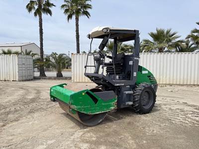 2016 Hamm H5I Smooth Drum Roller Compactor