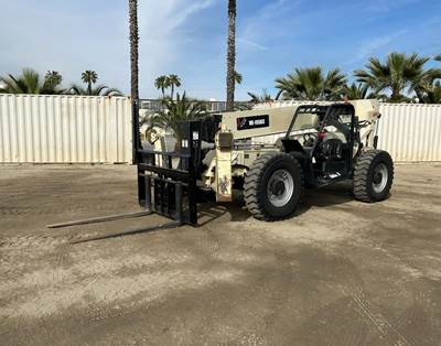 2005 INGERSOLL RAND VR1056C ROUGH TERRAIN REACH FORKLIFT