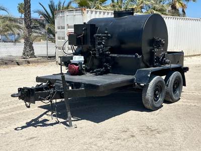 WIKEL 550 GALLON SEAL TANK TRAILER