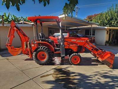 2018 KUBOTA B26 UTILITY TRACTOR --(LOCATED IN MADERA, CA)--