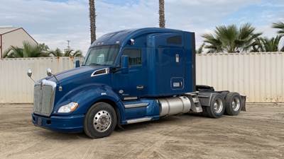 2018 Kenworth T680 Transfer Trailer