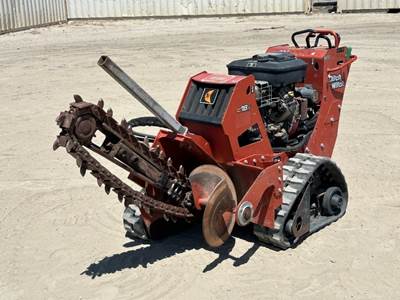 2017 DITCH WITCH C16XA WALK-BEHIND CRAWLER TRENCHER