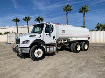 2016 FREIGHTLINER M2 106 4,000 GALLON WATER TRUCK