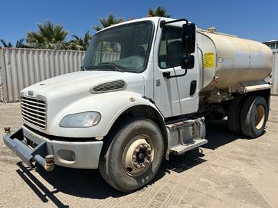 2018 FREIGHTLINER M2 106 2,000 GALLON BOBTAIL WATER TRUCK