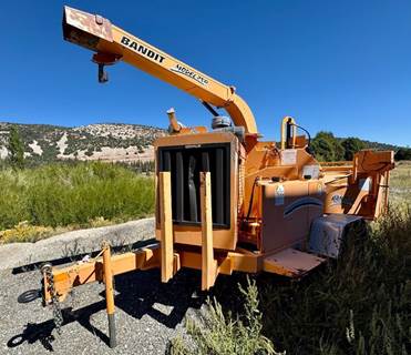2005 Bandit 250 Towable Wood Chipper