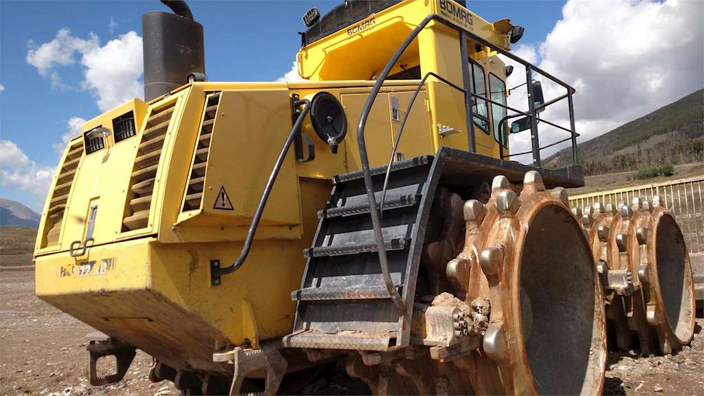2010 BOMAG BC1172RB2 Landfill Compactor For Sale, 10,929 Hours Farr