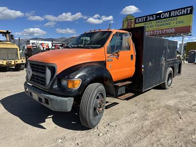 Ford F-650 Mechanic / Service Truck - Caterpillar, 200HP, Manual