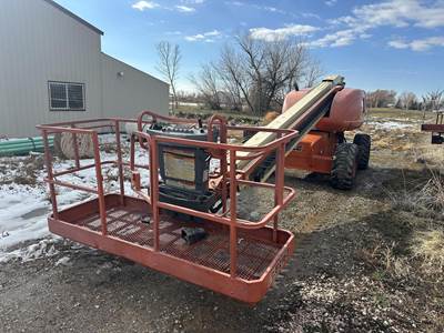 JLG 600S Telescopic Boom Lift