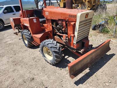 Ditch Witch 4010DD Trencher