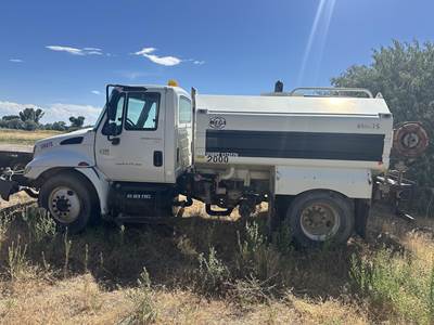 International DuraStar 4300 Water Truck