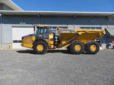 John Deere 410E Articulated Dump Truck