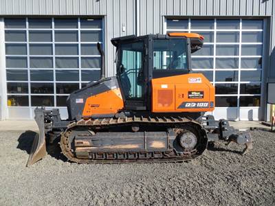 DEVELON DD100 Dozer